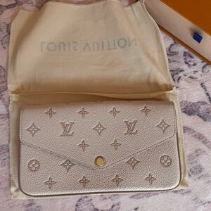 Brand New Louis Vuitton Pochette Félicie - Limited Edition